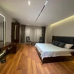 Luxry Apartment In Taj City Near Cairo Airport